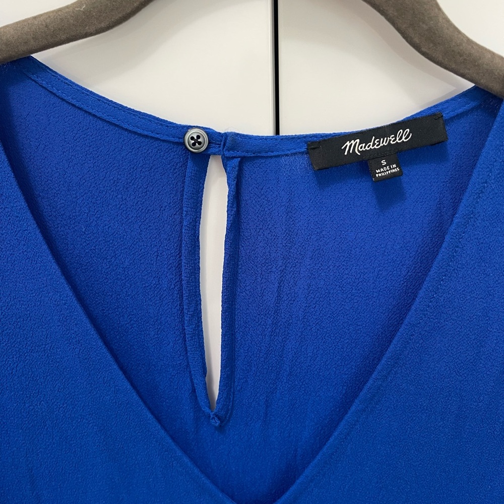 Beautiful deep blue Madewell shirt